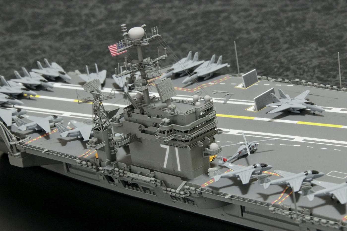 1/700航空母艦「CVN-71 セオドア・ルーズベルト」完成写真 その2
