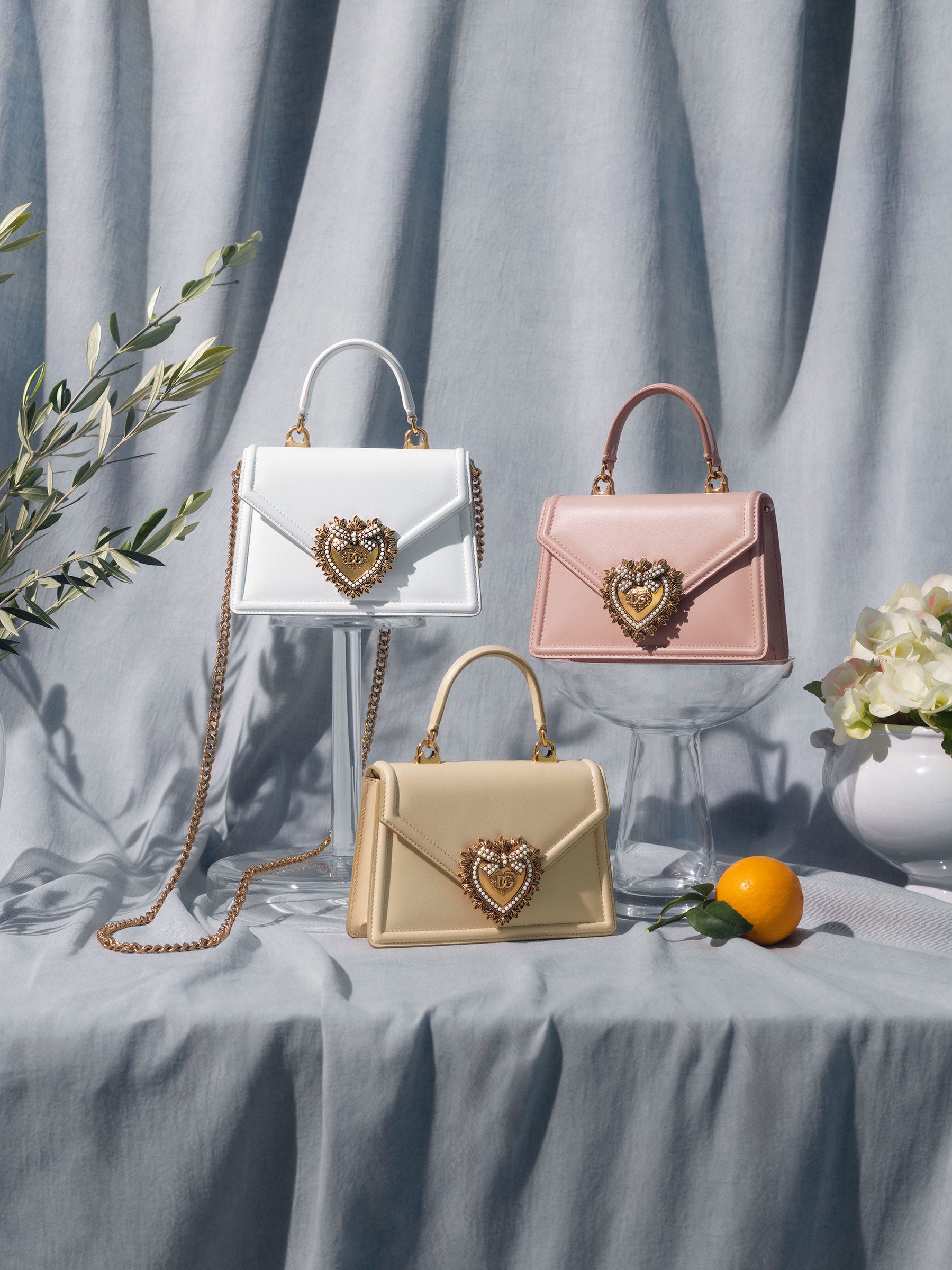 春カラーに心弾む、ドルチェ&ガッバーナのバッグ＆レザーグッズ