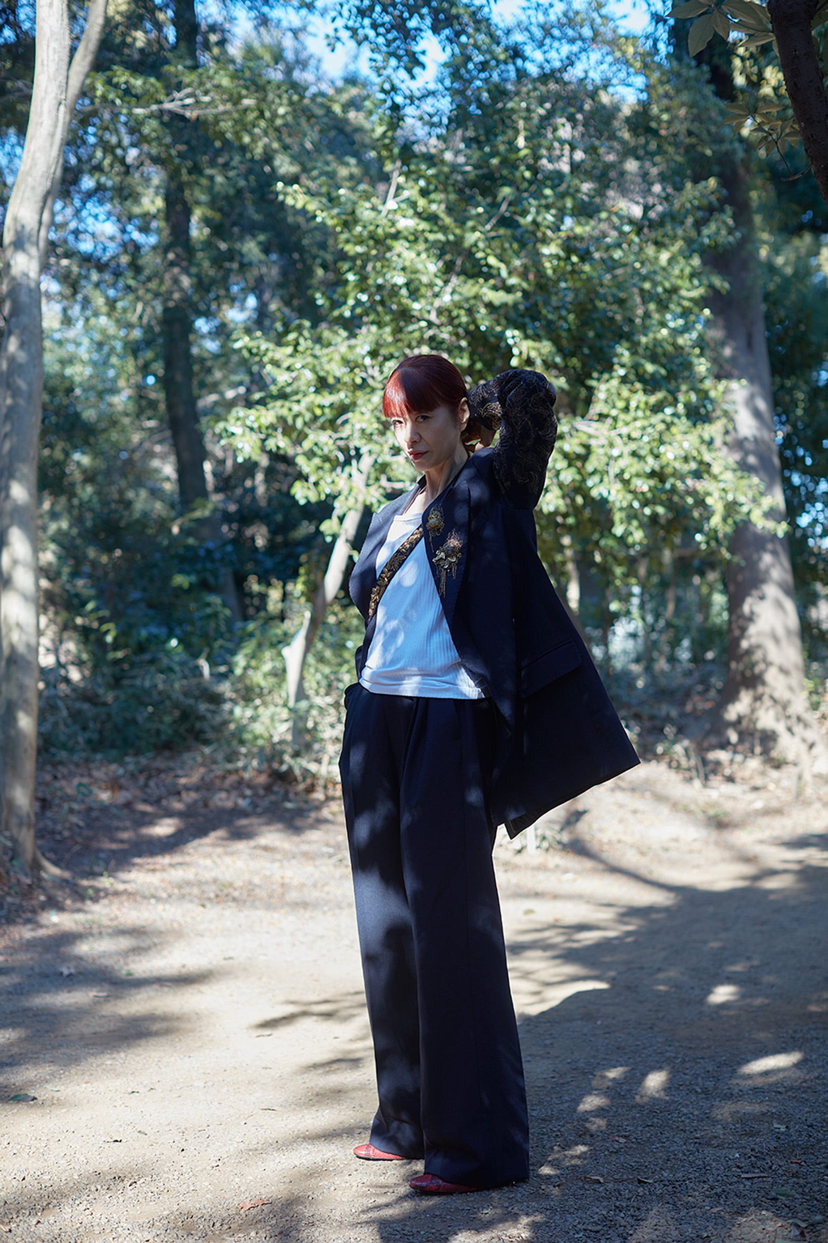 ドリス・ヴァン・ノッテン本人が手掛けた最後のコレクションを表現者が着る