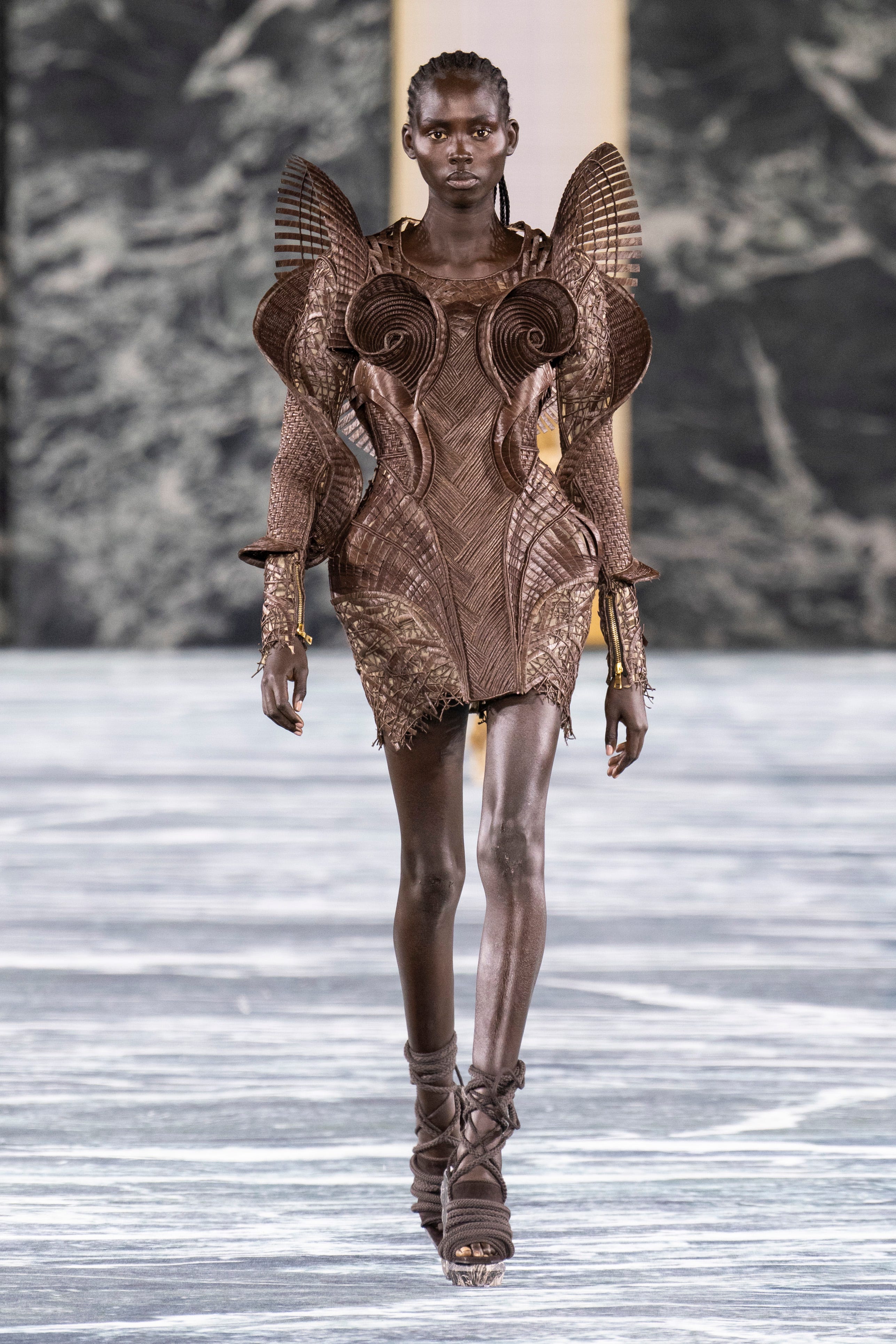 バルマン（BALMAIN）」2023春夏コレクション | ファッション | ELLE