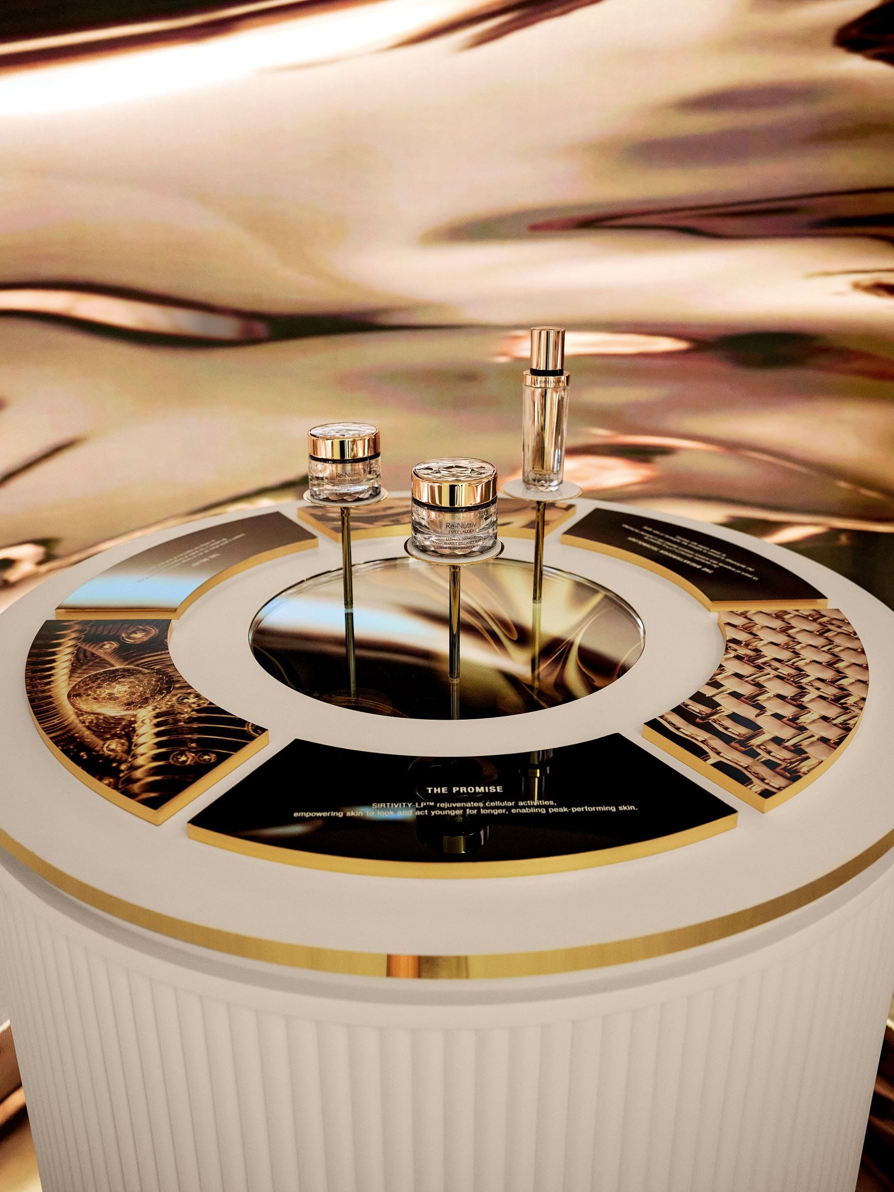 エスティ ローダーがスタンフォード大学と共同研究。年齢肌に着目した