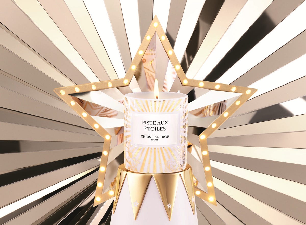 聖夜の部屋を灯す、2025年ホリデー限定アロマキャンドル10選