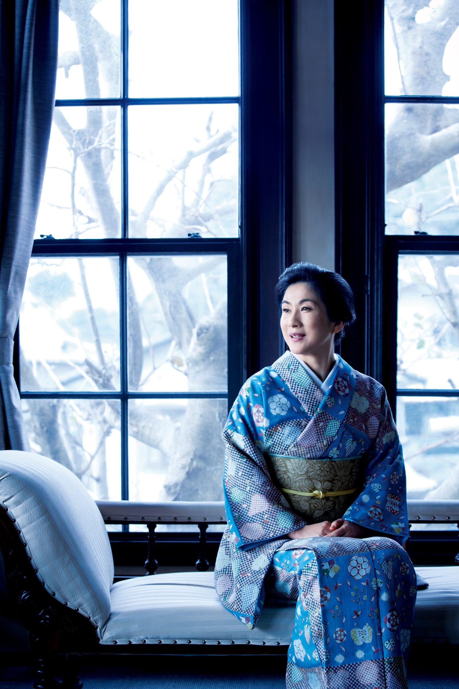 岡本隆志さん・紘子さんの型絵染。自在なる工芸の味わい［真野響子が