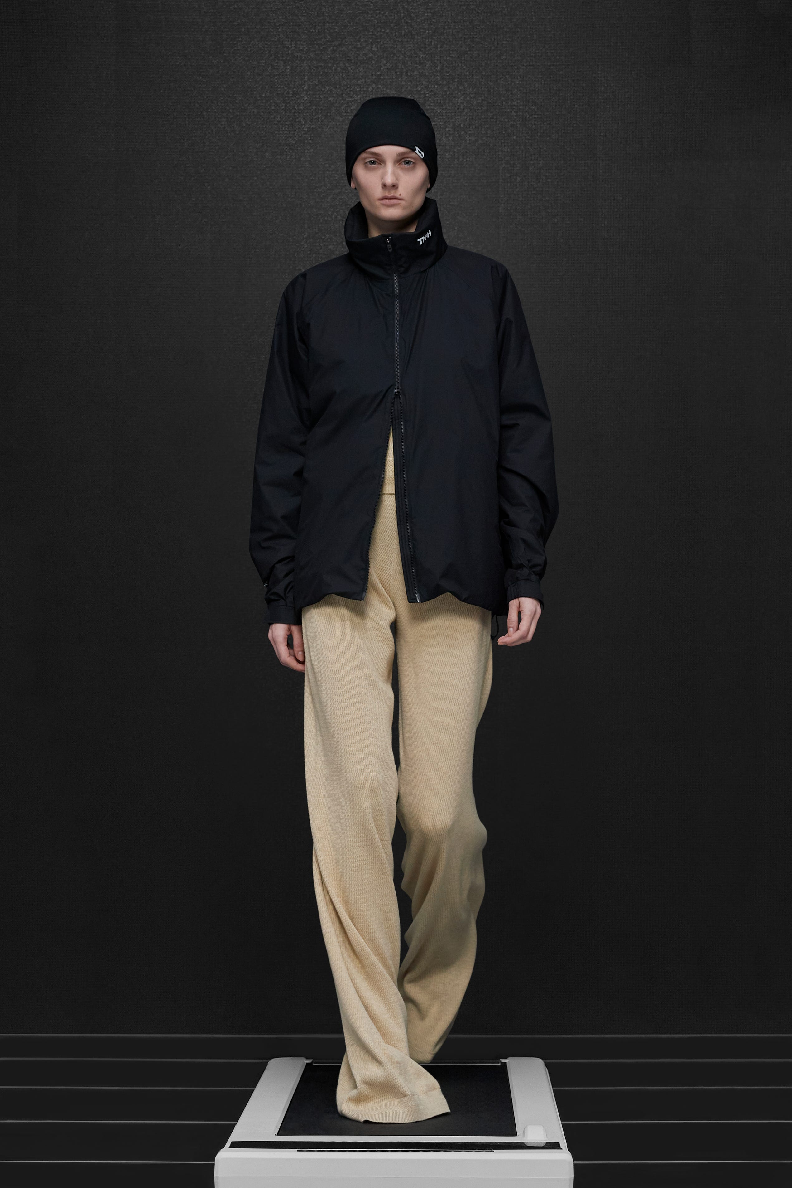 ハイク（HYKE）2024-25秋冬コレクション | ファッション | ELLE ［エル