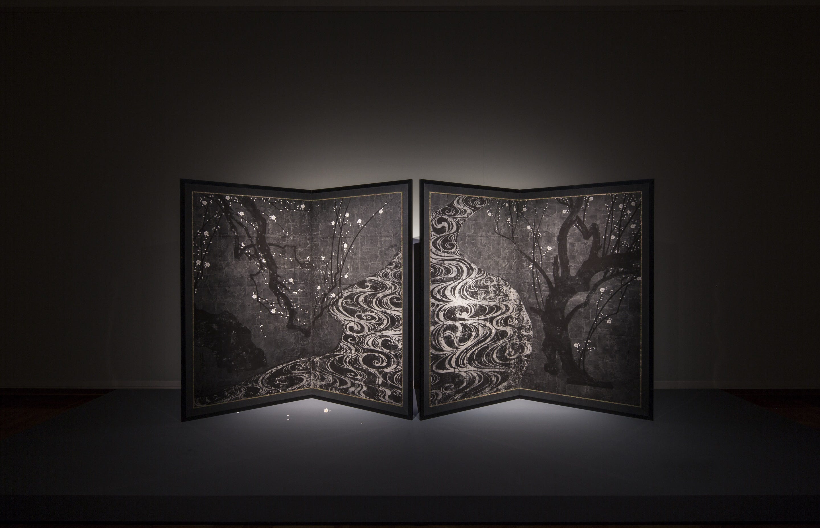 杉本博司の展覧会「本歌取りー日本文化の伝承と飛翔」が9月17日より開催