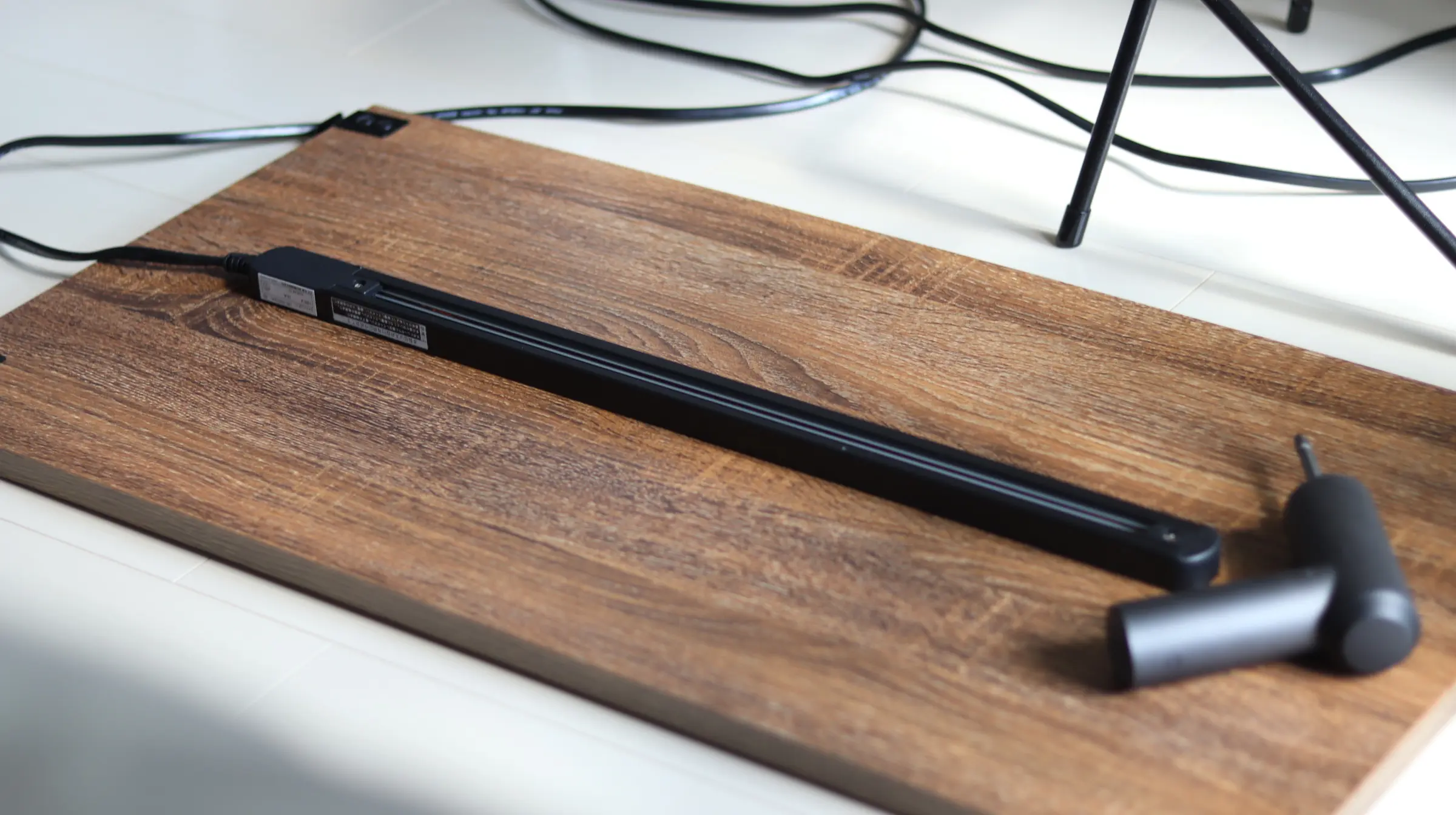 植物育成LEDライトにおすすめなダクトレール！植物棚への取り付け方も