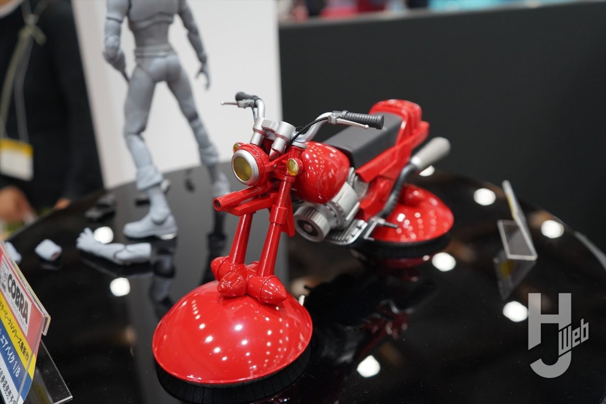 コブラ』1/8アクションフィギュア＋エアバイク、「クッピーラムネ