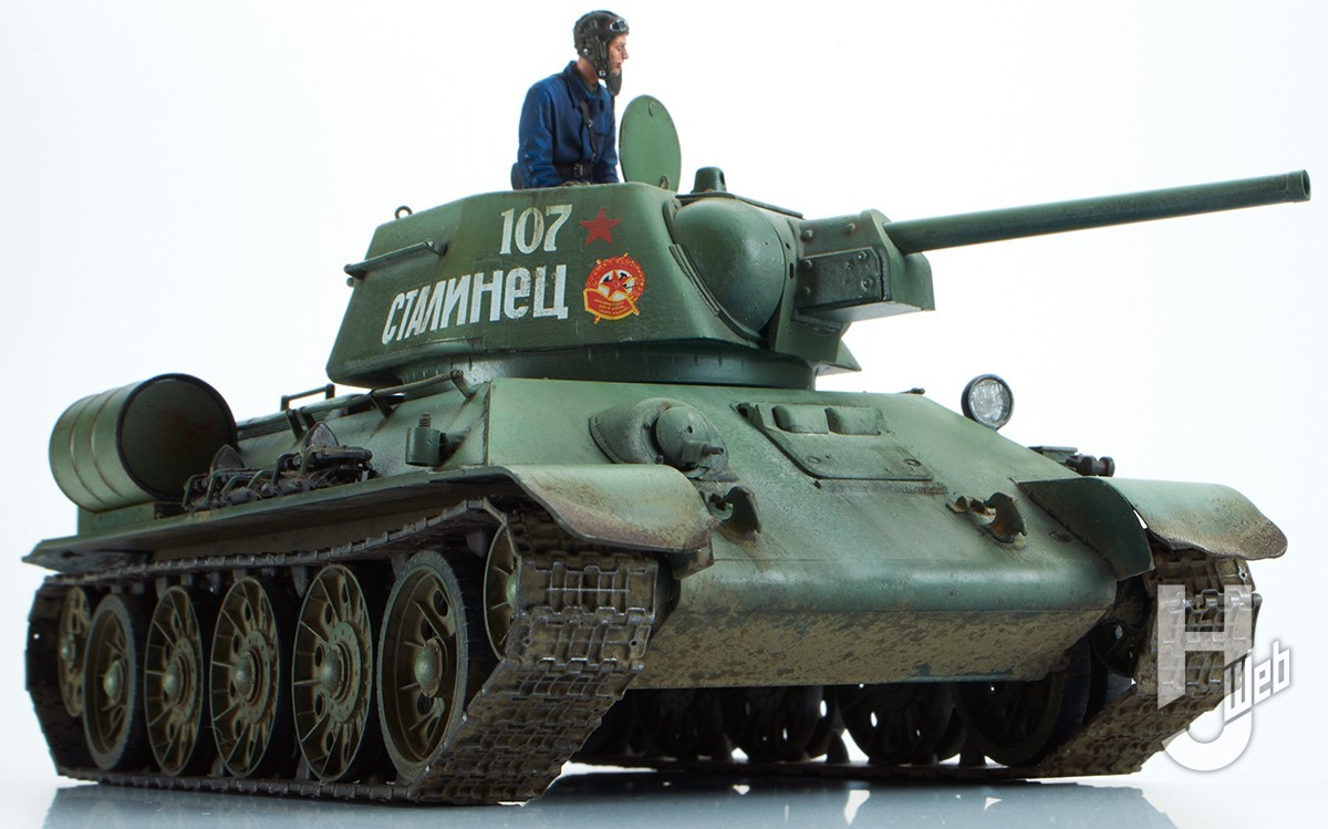 SOVIET MEDIUM TANK T-34-76 MOD.1942WWII最優秀戦車の決定版登場