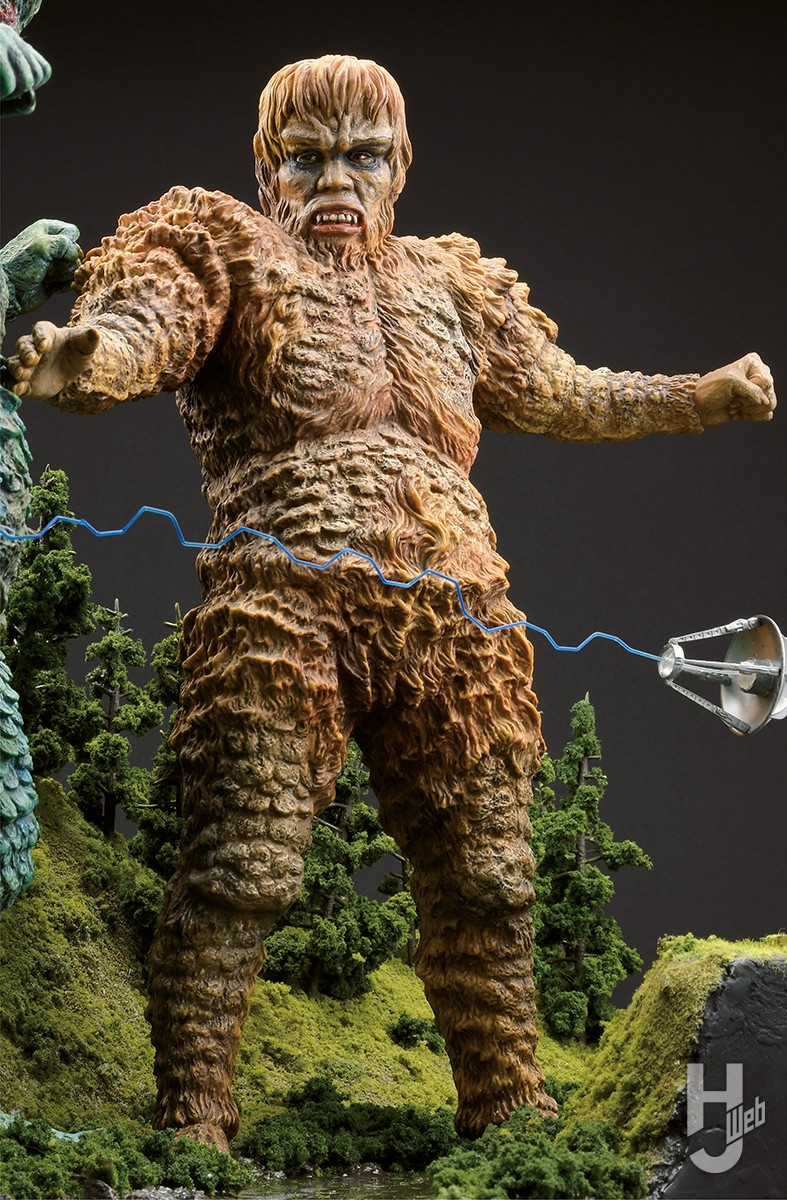 L作戦~ビリケン商会4年ぶりの新作キットで『サンダ対ガイラ』の名場面