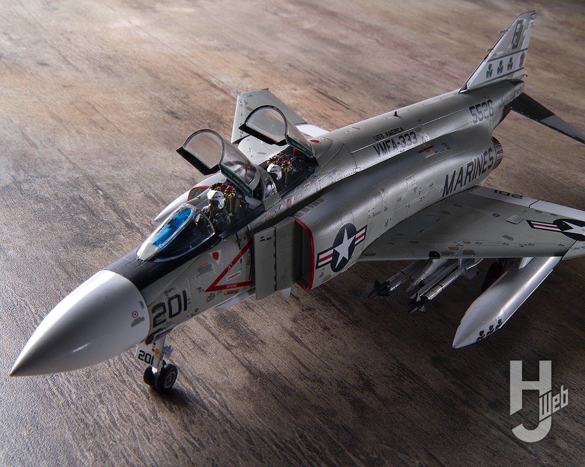 ファインモールド「ファントムII」で作例を製作！ “マリーンズ