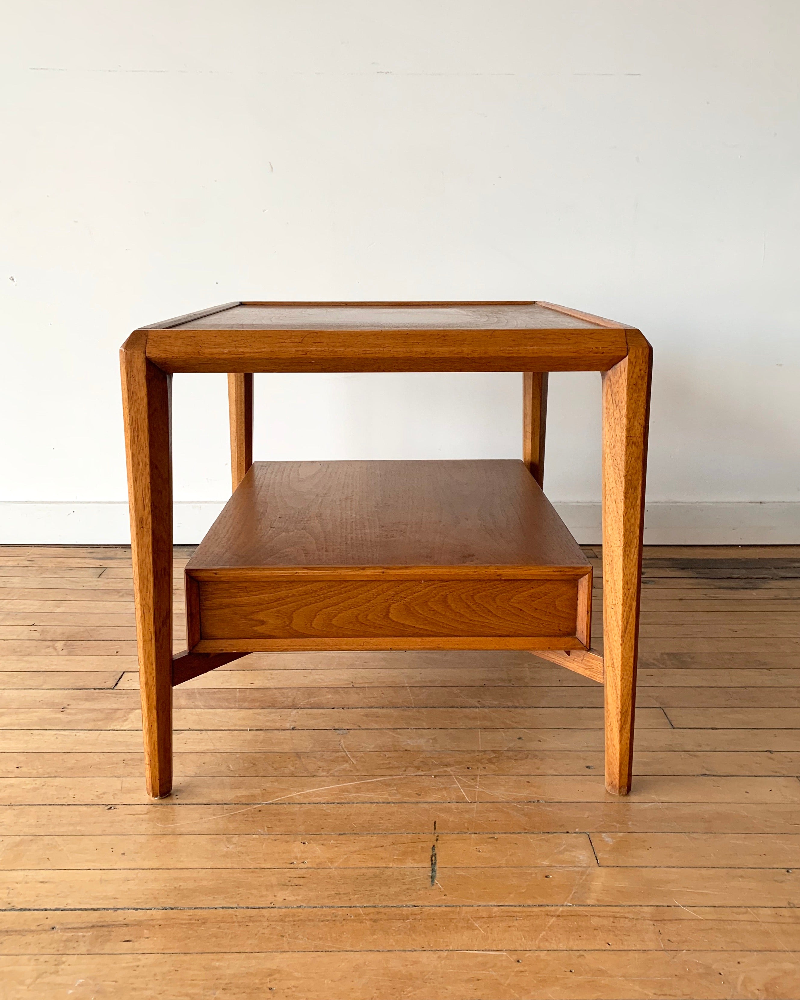 Drexel Heritage Mid-Century End Table / Nightstand – Home and