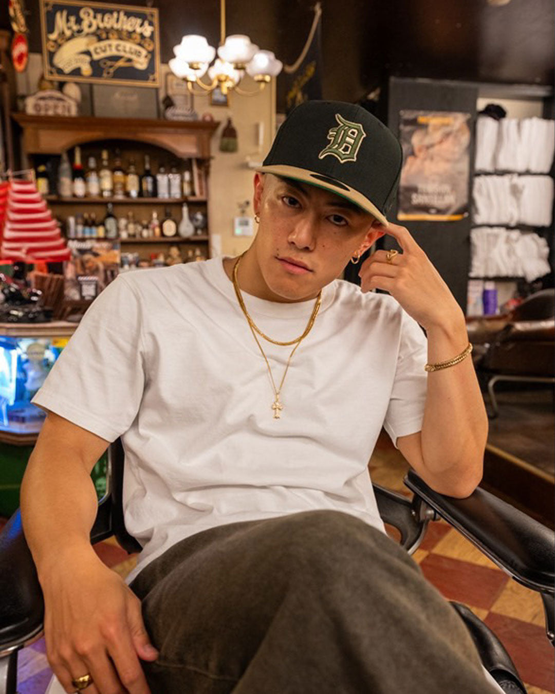 MR.BROTHERS CUT CLUB