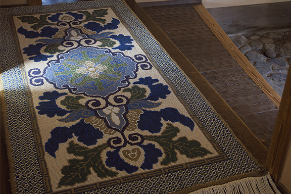 作品紹介 | 本家鍋島緞通 吉島伸一鍋島緞通株式会社