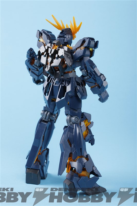 素組みでガンプラ！ ～バンシィ・ノルン（デストロイモード）～ 前編