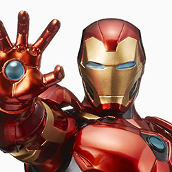 キュートなデフォルメデザインの「アイアンマン」ぬいぐるみがセガ