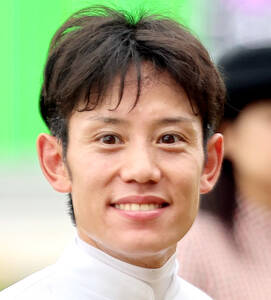 札幌1R・2歳未勝利】シマサンブラックが力強く抜け出してV 蛯名