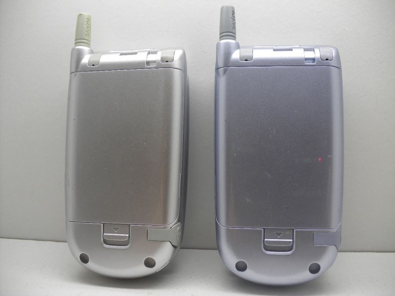 DDIポケット RZ－J90 Leje モックアップ 2色セット