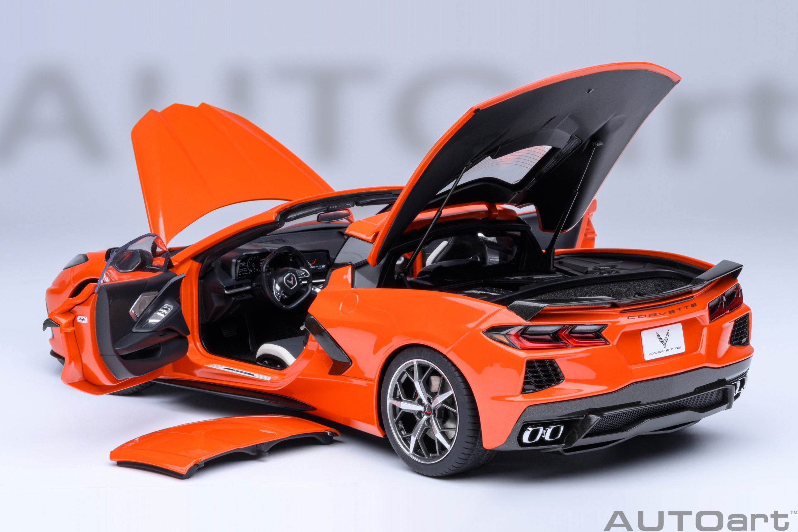 AUTOart 1:18 Chevrolet Corvette C8 Stingray Z51 (SEBRING ORANGE