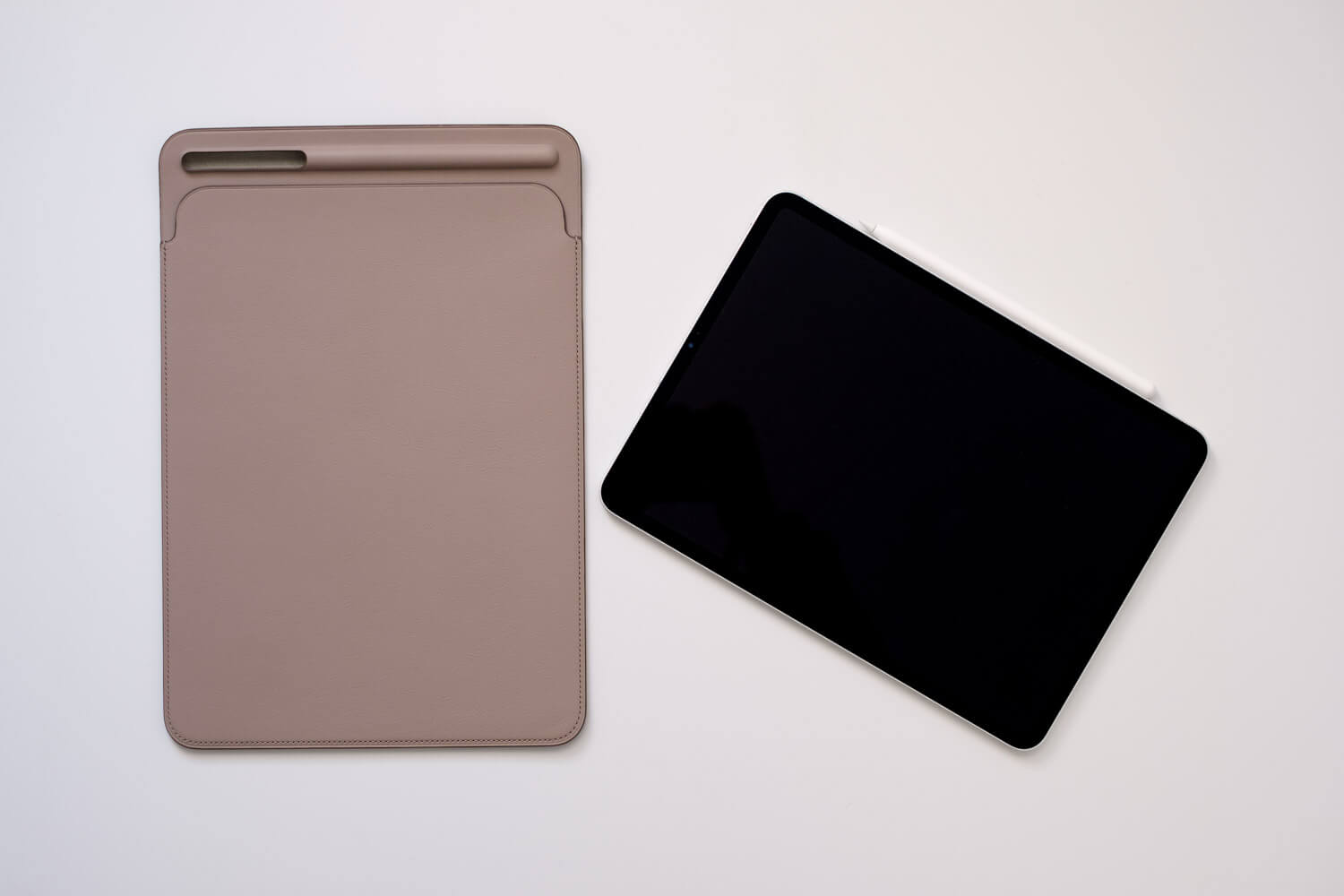 Apple純正 iPad Pro用レザースリーブケース トープ 10.5インチ用をiPad