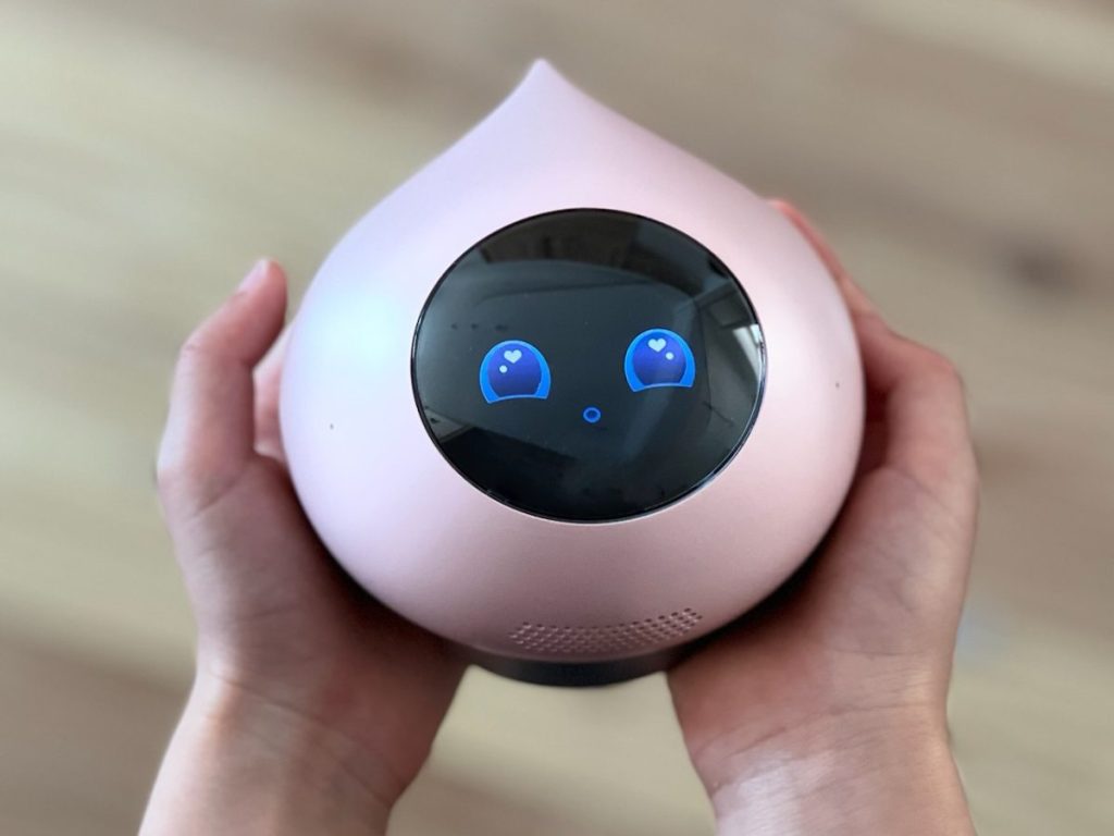 我が家に家庭用AIロボット「Romi」がやってきた！ 得意ワザは雑談
