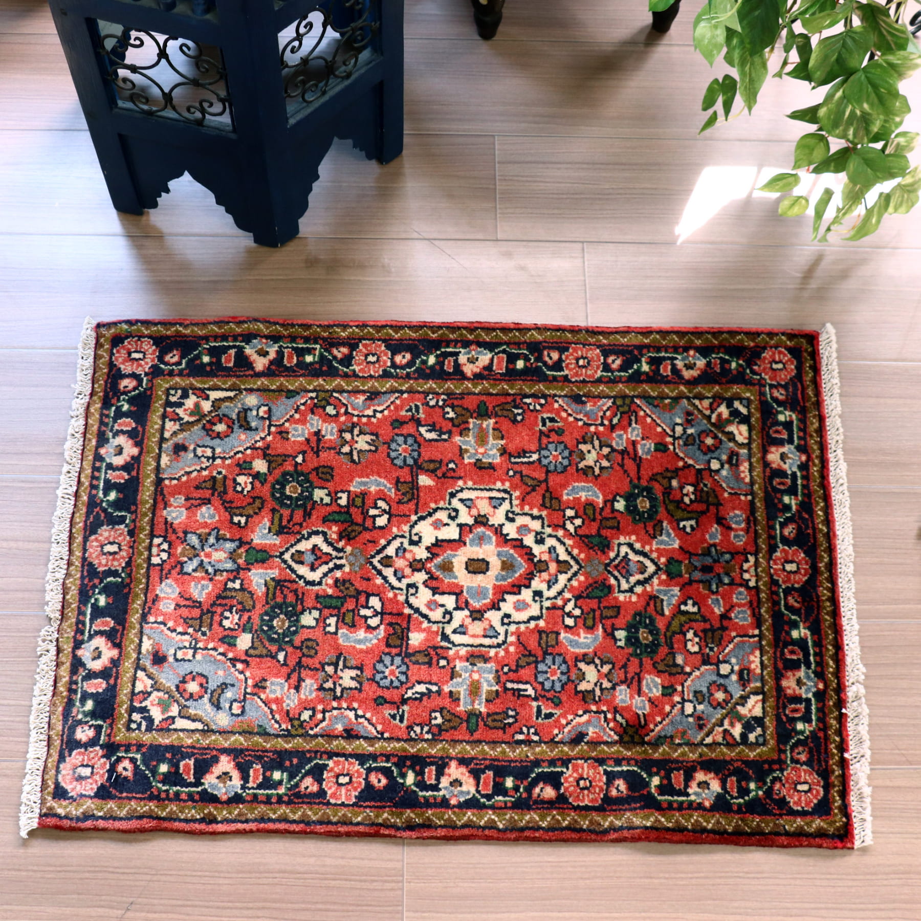 ヴィンテージラグトライバルラグハマダンメダリオン