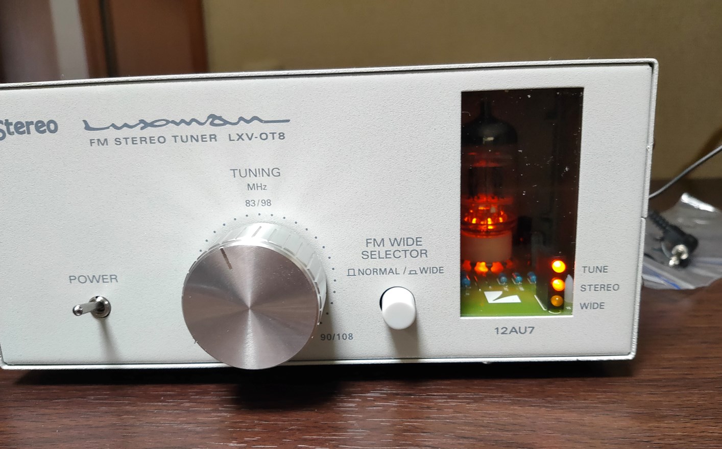 ラックスマンLXV-OT8真空管FMラジオチューナーを組み立ててみた