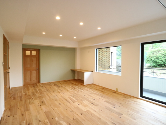 サンワカンパニーの壁面収納・ピッタラ（ホワイト）」 - haruhimama