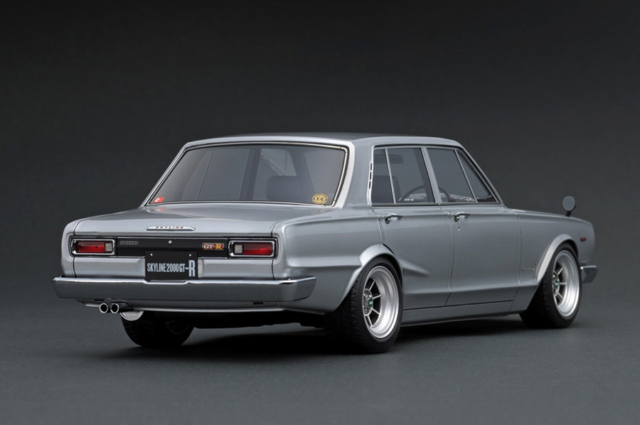 IG1783 1/18 Nissan Skyline 2000 GT-R (PGC10) Silver | LINE UP