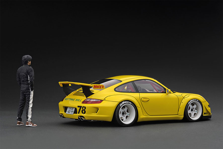 IG3245 1/18 RWB 997 Yellow With Mr. Nakai | LINE UP | [公式