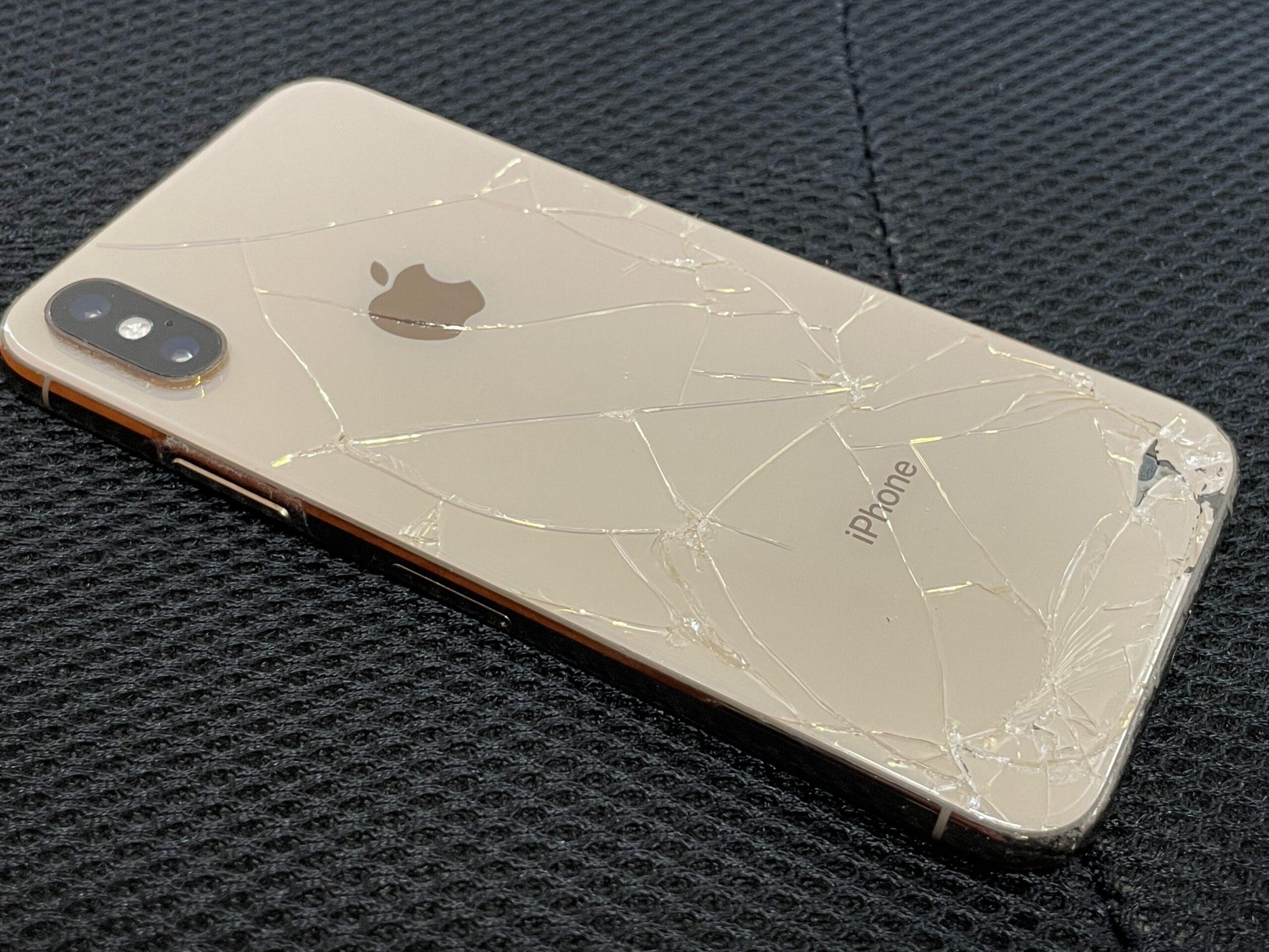 iPhone XS 背面ガラス修理 ご依頼ありがとうございます！！ | iPhone