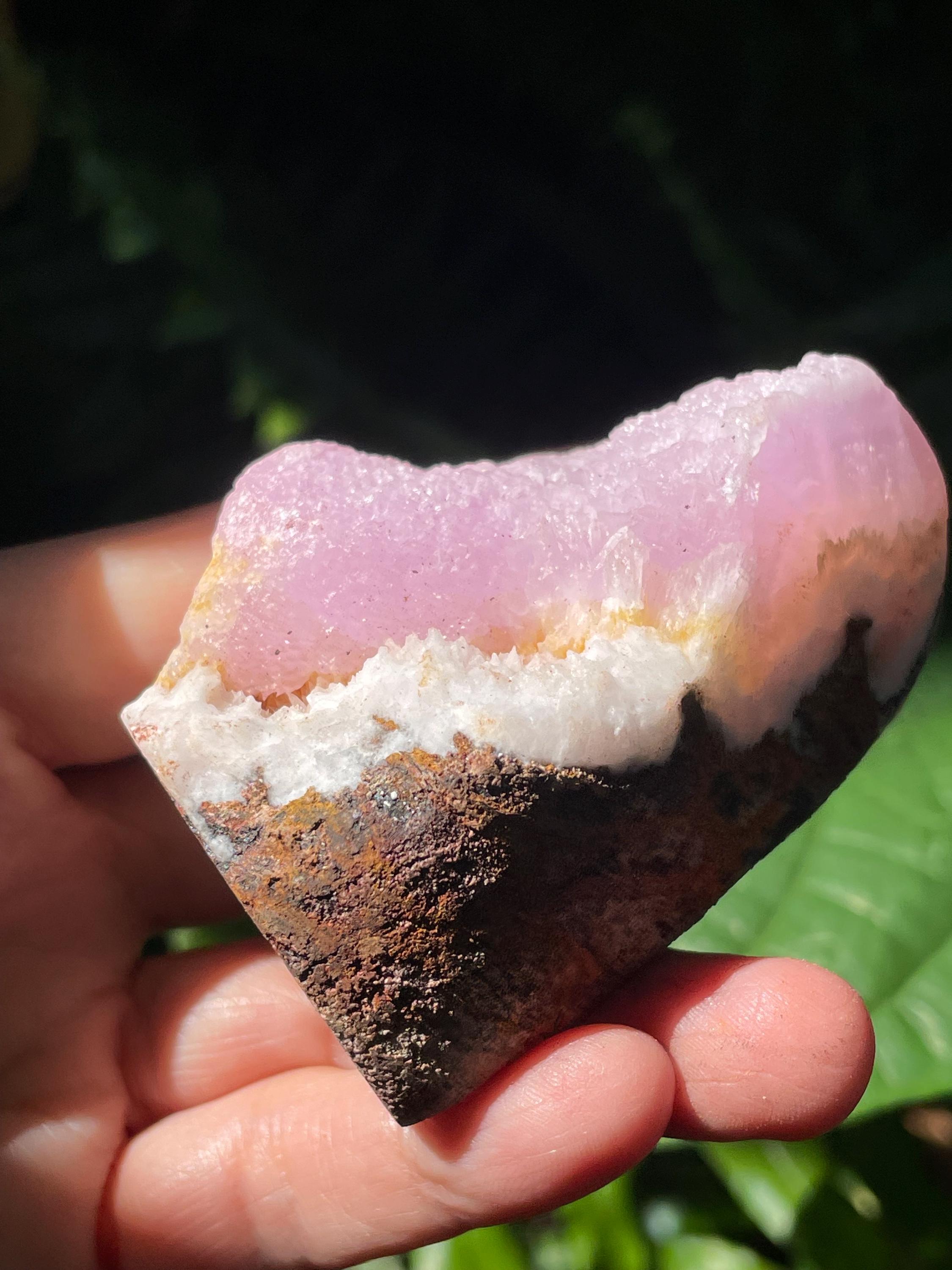 ピンクアラゴナイト原石：アフガニスタン産天然ヒーリングクリスタル