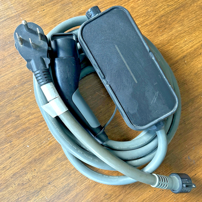 BMW XM iX iX3 iX1 i4 i5 i7 i8 EV charger Flexible charging cable