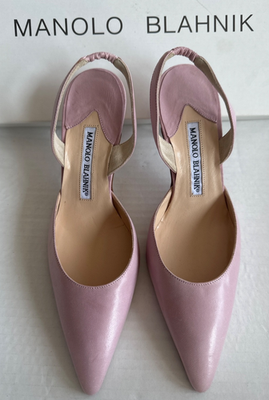 $935 New MANOLO BLAHNIK Pale Lilac Pink Leather Carolyne 70