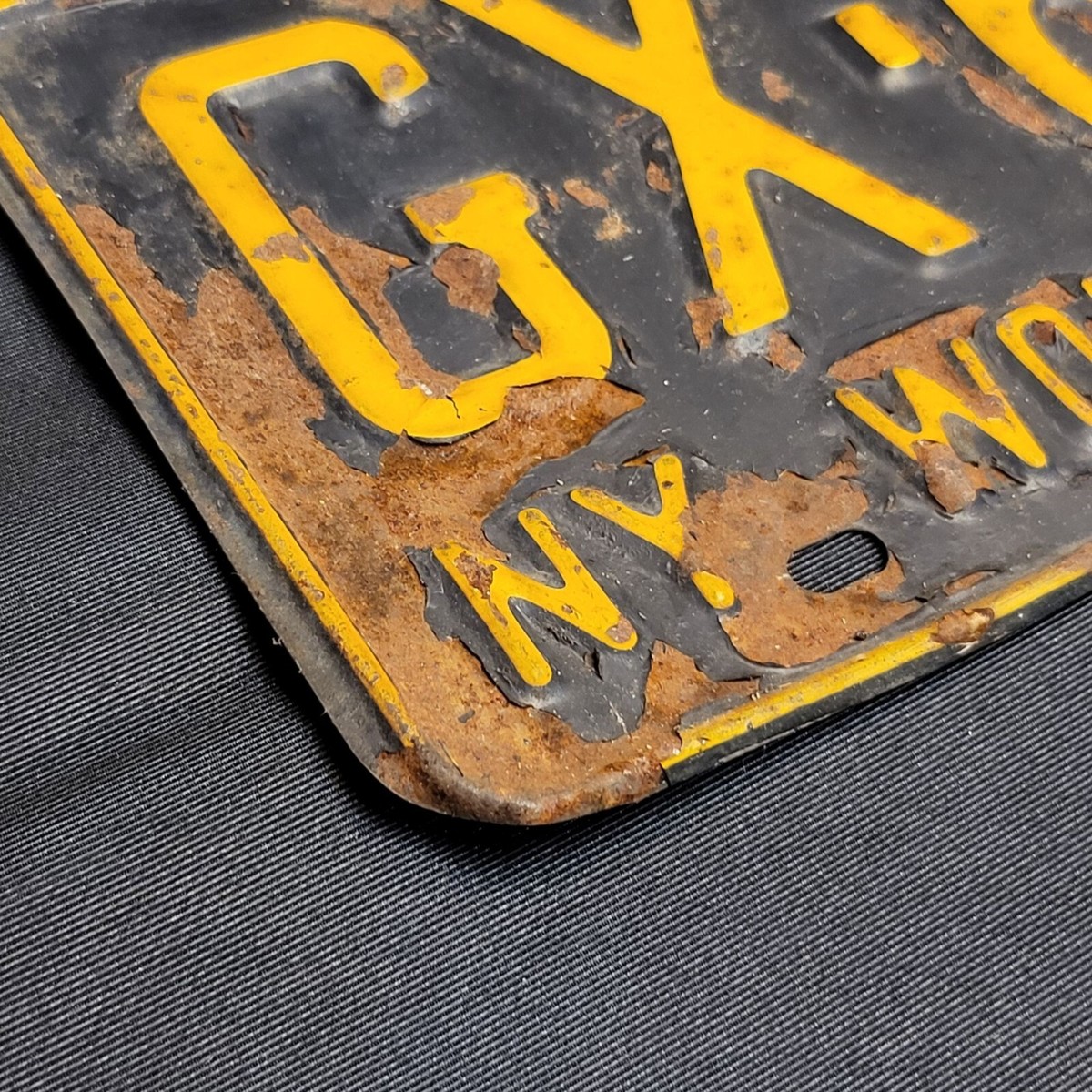 Vintage 1964 NY Worlds Fair License Plate GX-6378 World's Fair