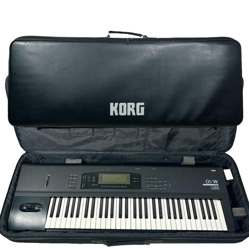 Korg 01w/fd 61 key Workstation synthesizer, vintage/o1w/v62/SMF
