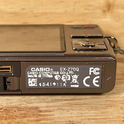 Casio Exilim Zoom EX-Z700 Gray 7.2MP 2.7