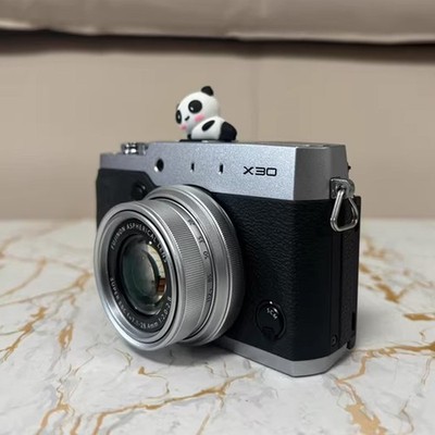 Fujifilm X30 12.0MP Digital Camera Silver English Language -90