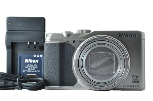 Nikon COOLPIX S570 12MP Compact Digital Camera 5x Optical Zoom