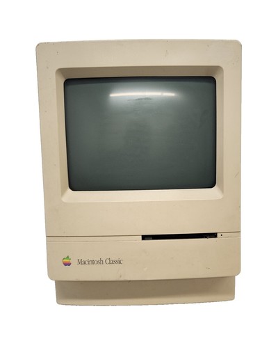 Apple Macintosh Color Classic II 36MB RAM 4GB HD Mac OS 7.6.1