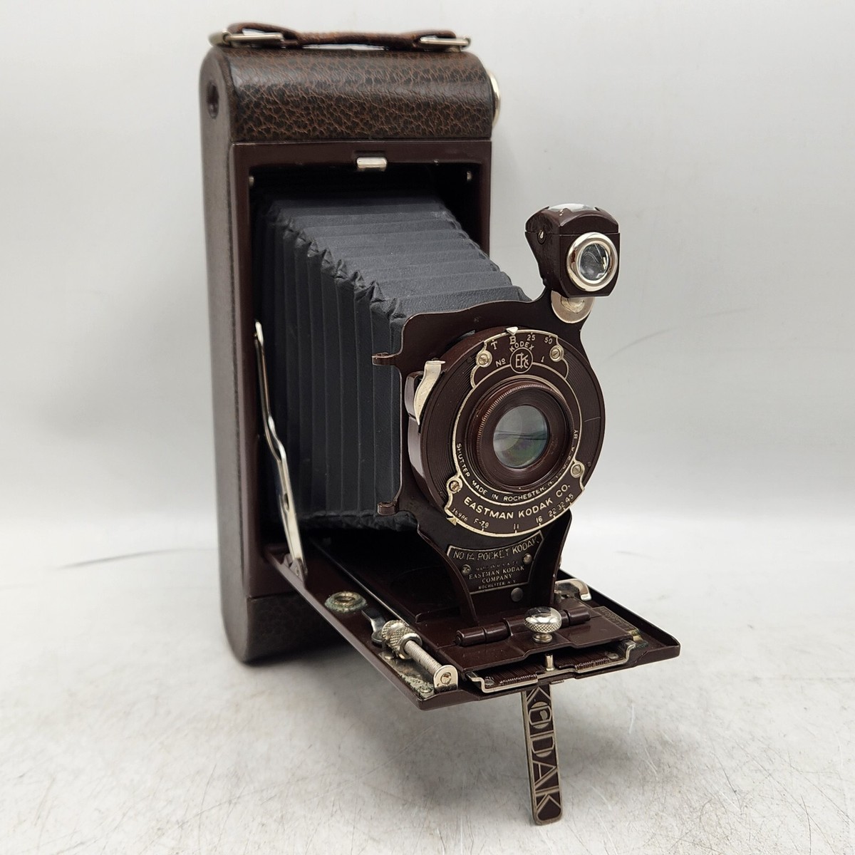 Vintage Kodak Eastman Brown No.1A Pocket Folding Camera w/ Kodar