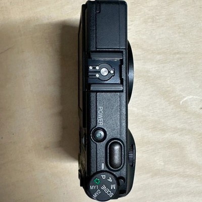 Ricoh GR Digital II GRD2 Compact Digital Camera Built-in Flash