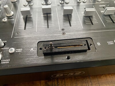 PRODIGY FX B-52 DJ CONTROLLER 2 CD DRIVE MUSIC SCRATCH TURN TABLE