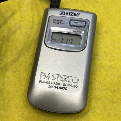 Sony SRF-M90 FM/AM Radio RARE !! 14 Memory Pre Sets And MEGA BASS