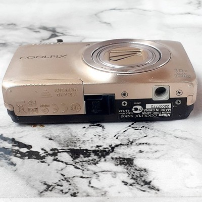 Nikon COOLPIX s6300 ゴールド 10倍ズーム 動作確認済み Amazon.com