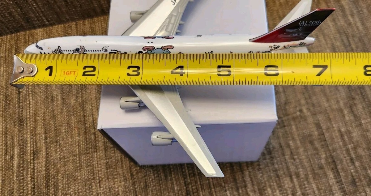 JAL DREAM EXPRESS Scale 1:400? Boeing 747-100 Japan Airlines