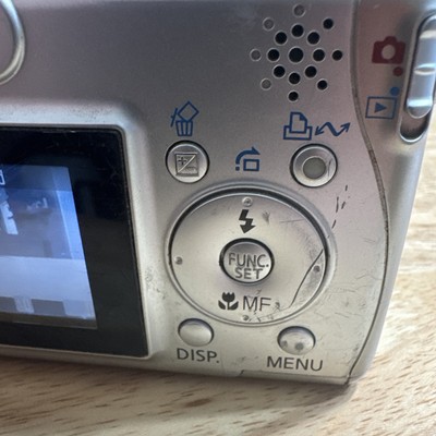 Canon Power Shot A530 5.0 MP 4x Optical Zoom READ THE DESCRIPTION