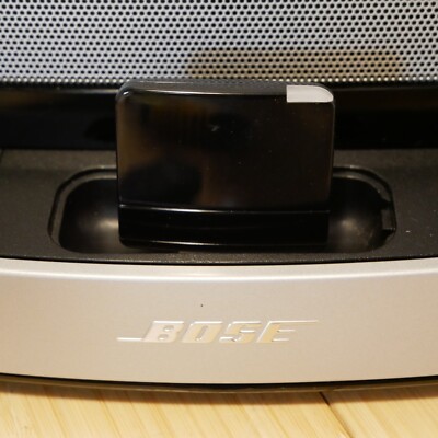 Bose SoundDock 10 Speaker System with Remote and Bluetooth