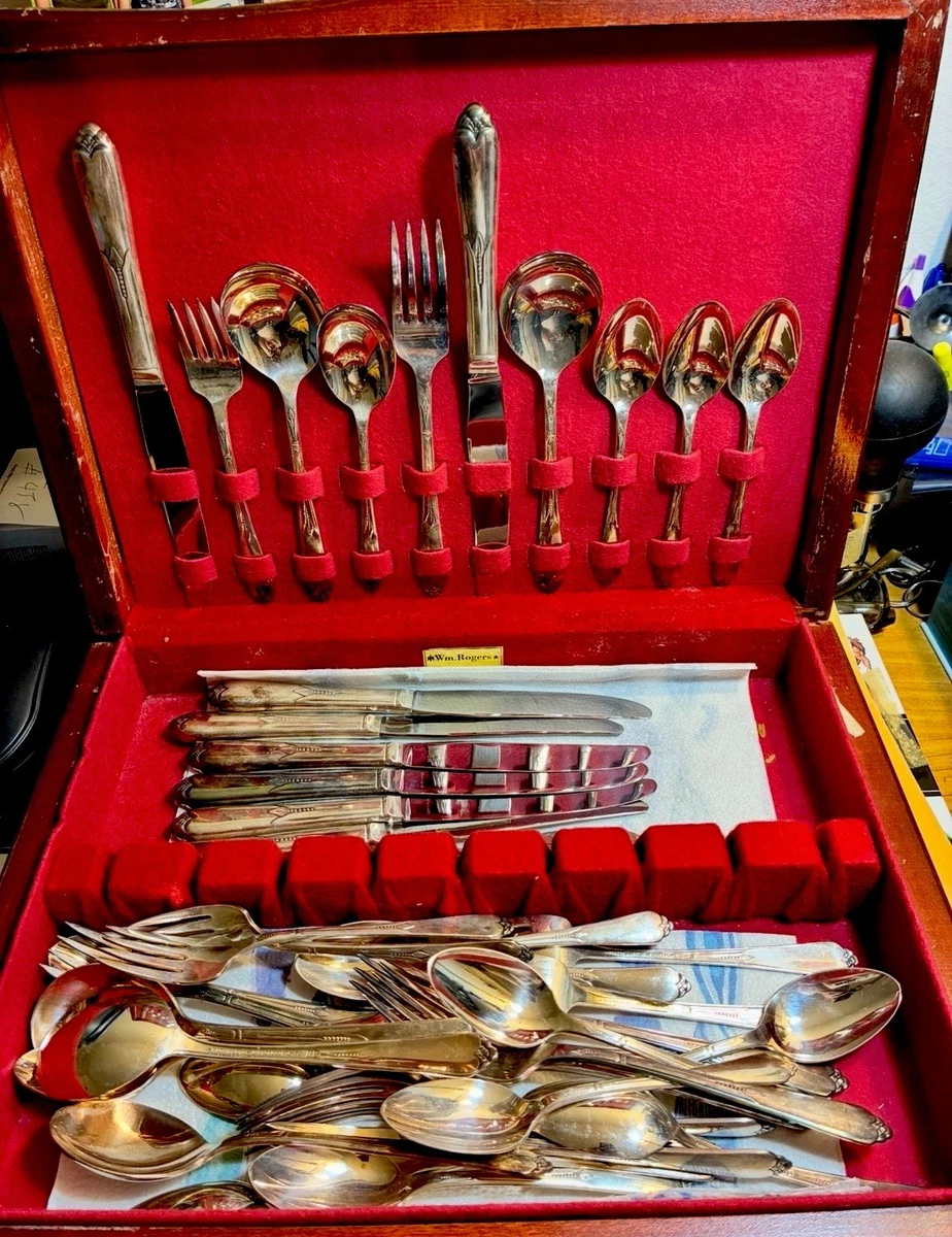 Wm. Rogers Silverware Antique US Silver-Plated Flatware for sale