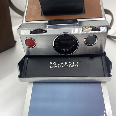 Vintage Nice Polaroid SX-70 Land Camera w/Leather Case TESTED
