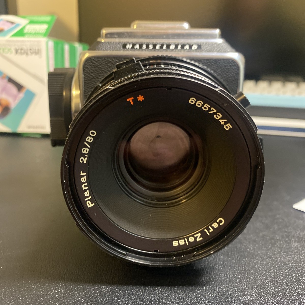 Hasselblad 501CM Medium Format SLR Film Camera with 80 mm lens Kit